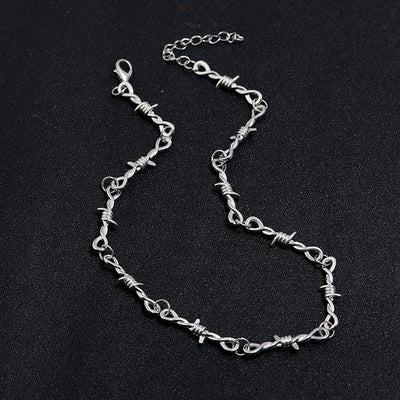 Thorns wire necklace