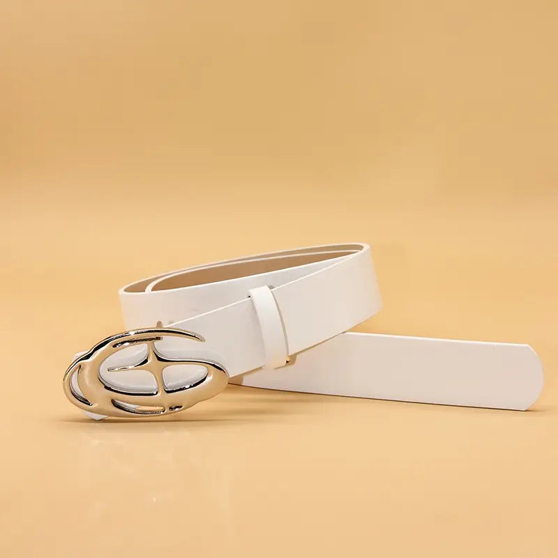 OVAL STAR BUCKLED BELT