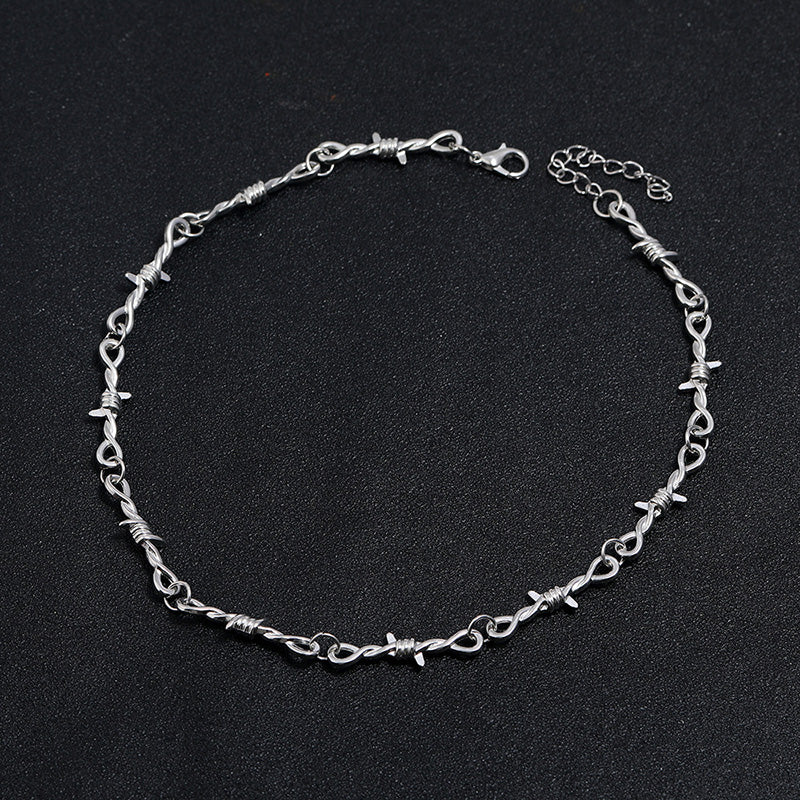 Thorns wire necklace